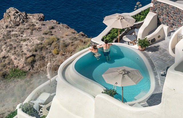 bazén na Santorini